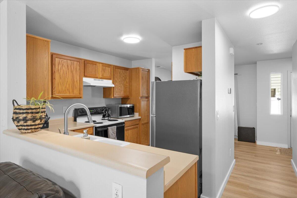 Townhomes At Oak Court Phases 1, 2, 3And 4 - Residential