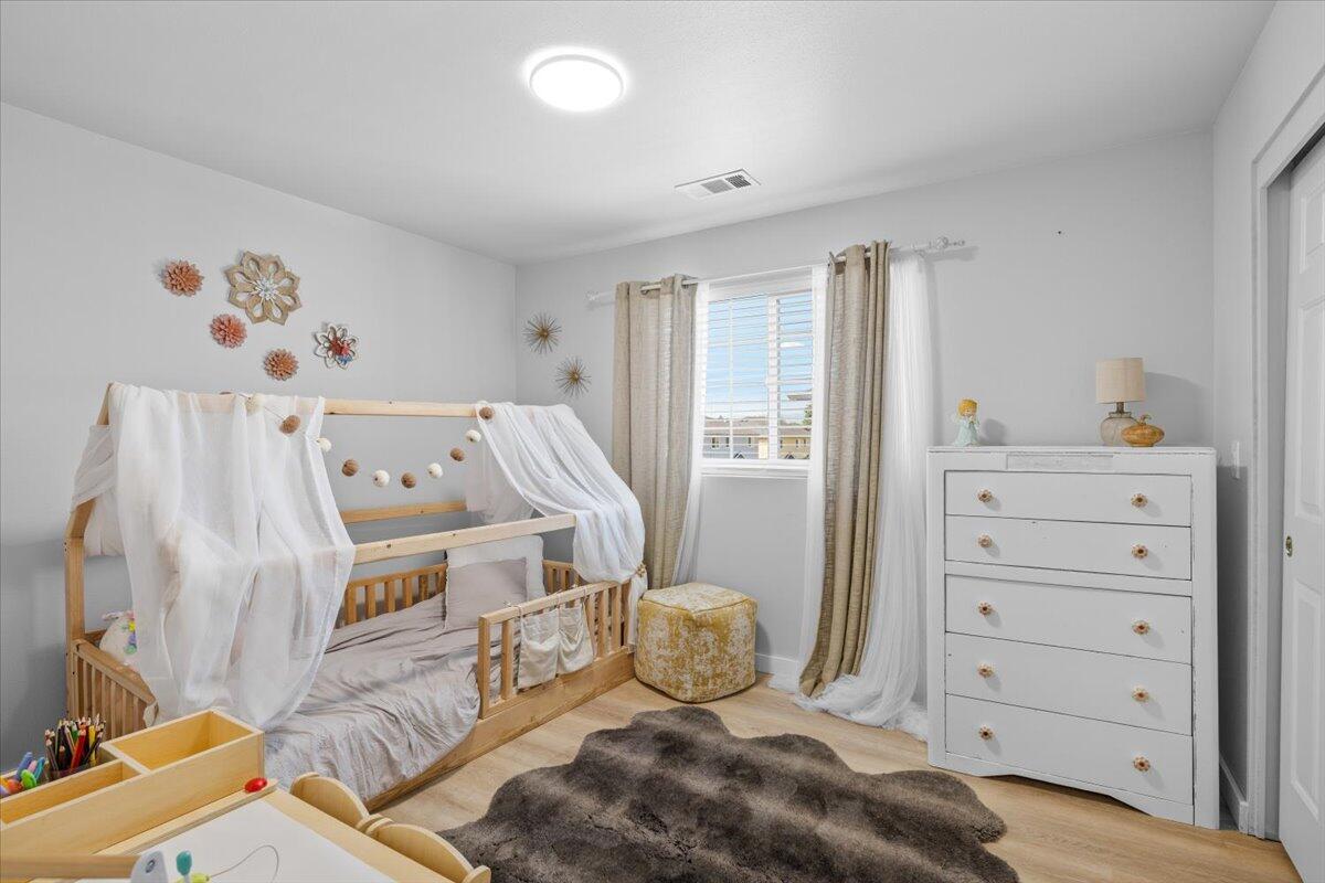 Townhomes At Oak Court Phases 1, 2, 3And 4 - Residential