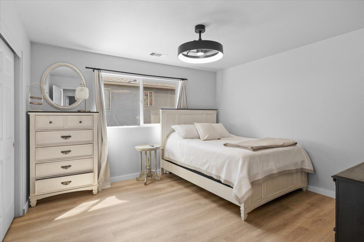 Townhomes At Oak Court Phases 1, 2, 3And 4 - Residential