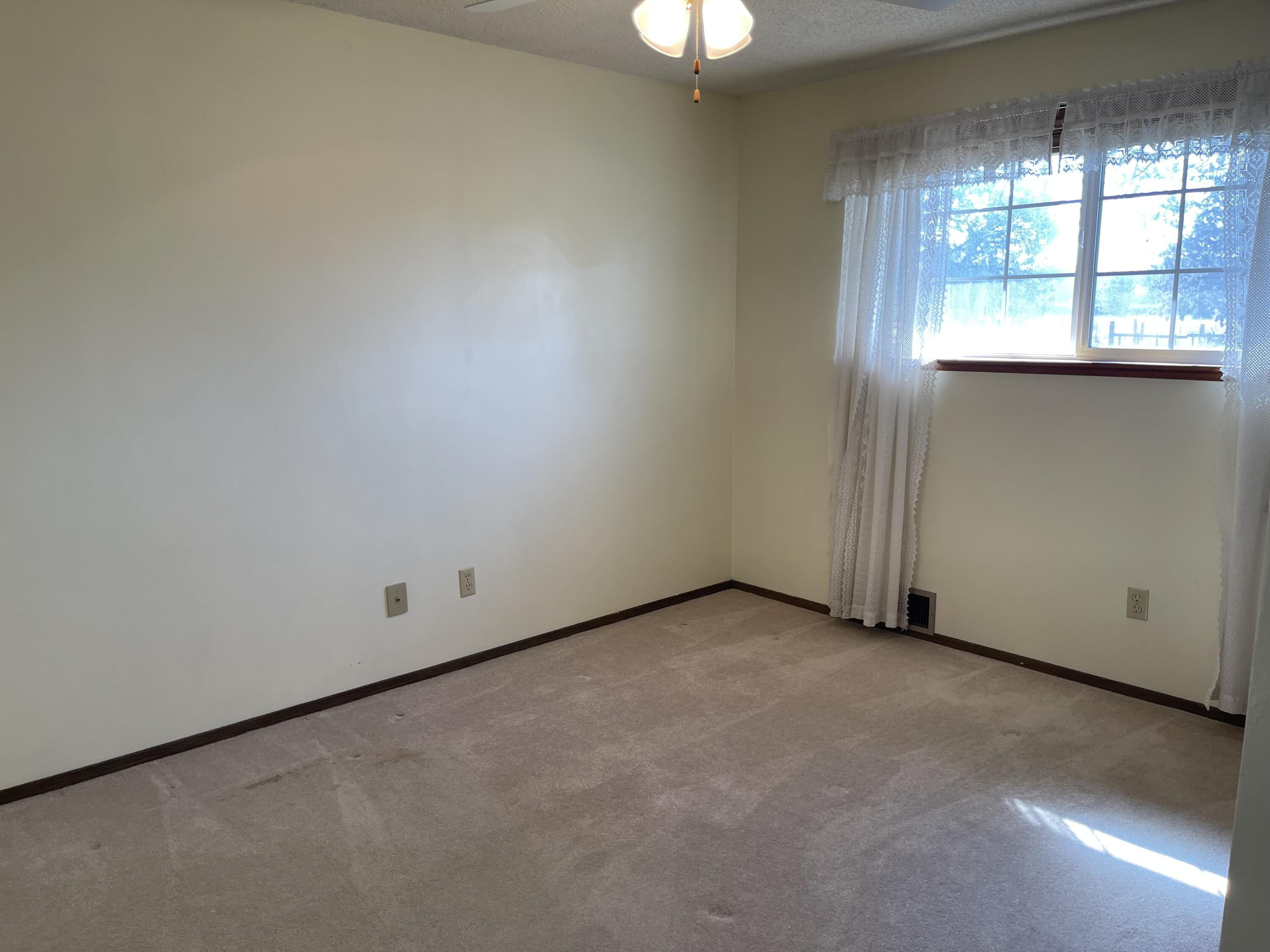 Howells River Rim - Residential