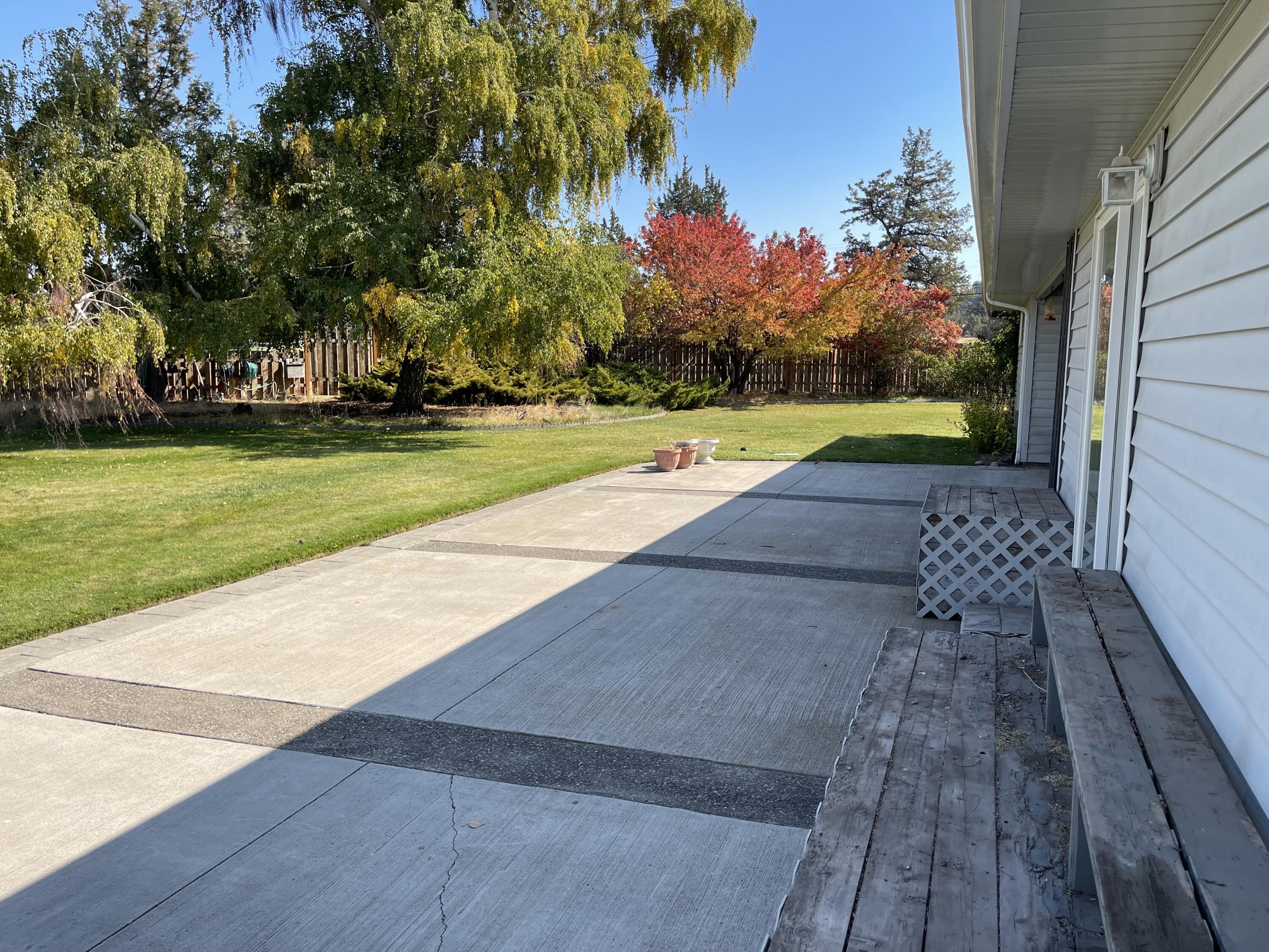 Howells River Rim - Residential