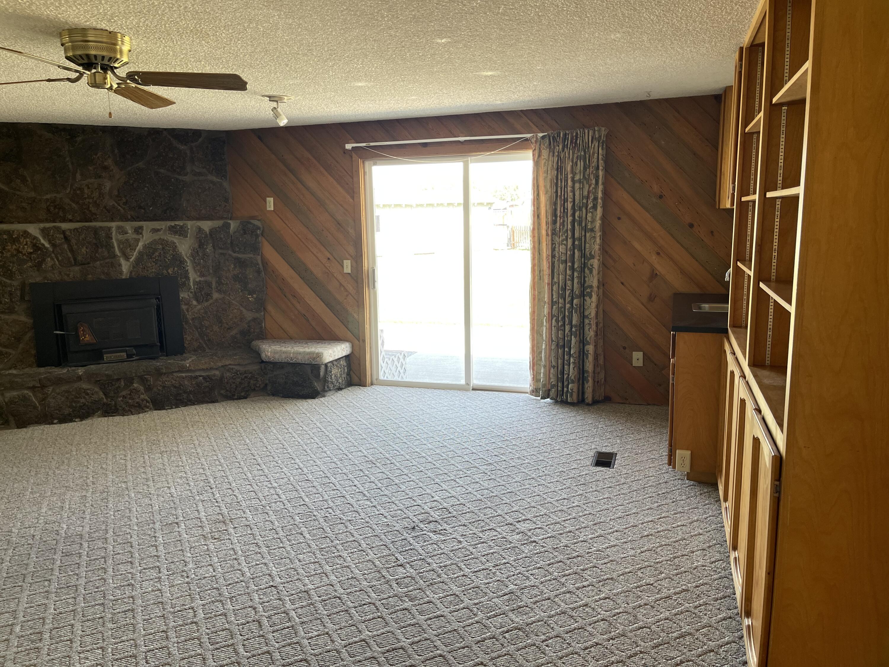 Howells River Rim - Residential