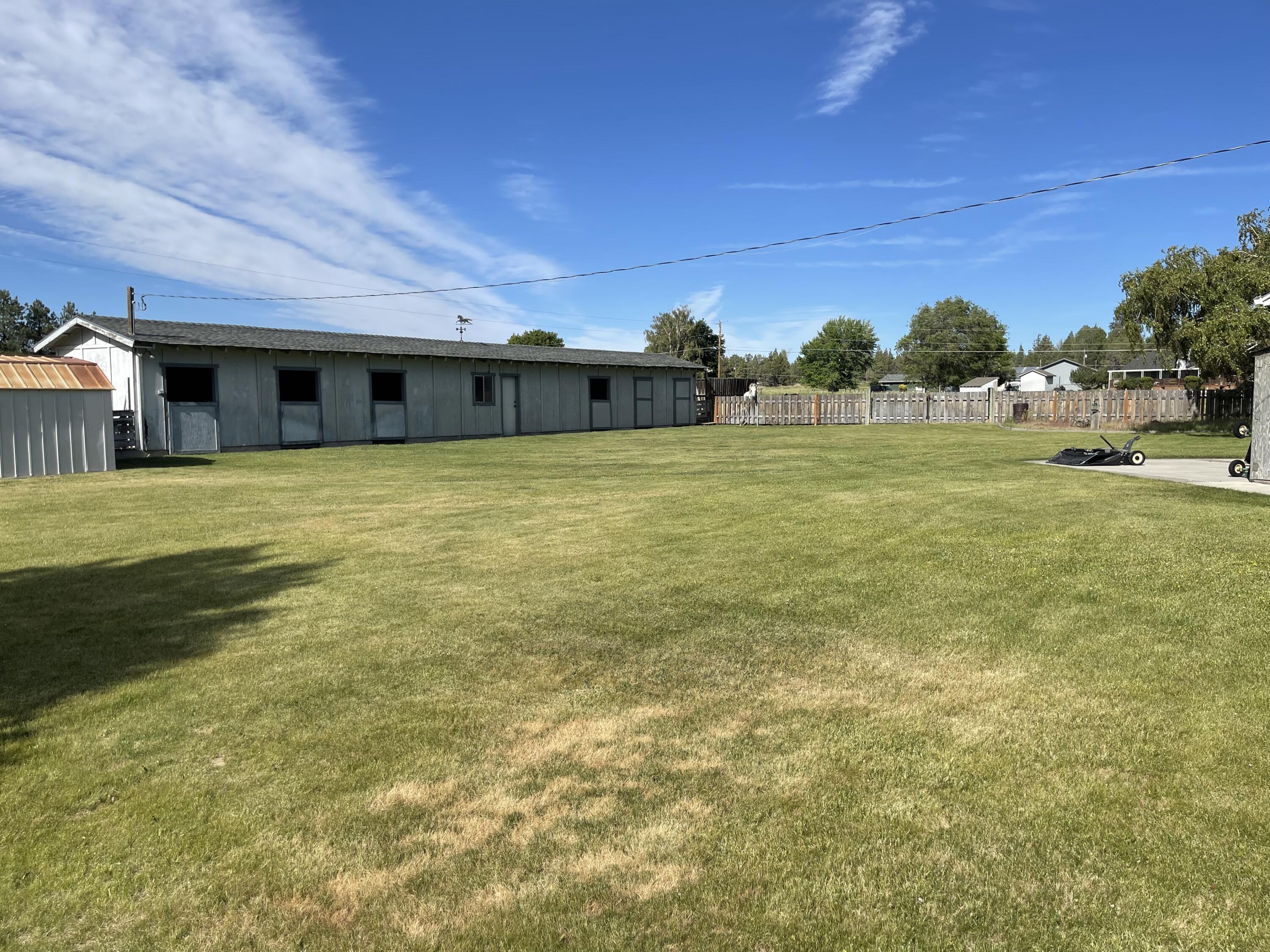 Howells River Rim - Residential