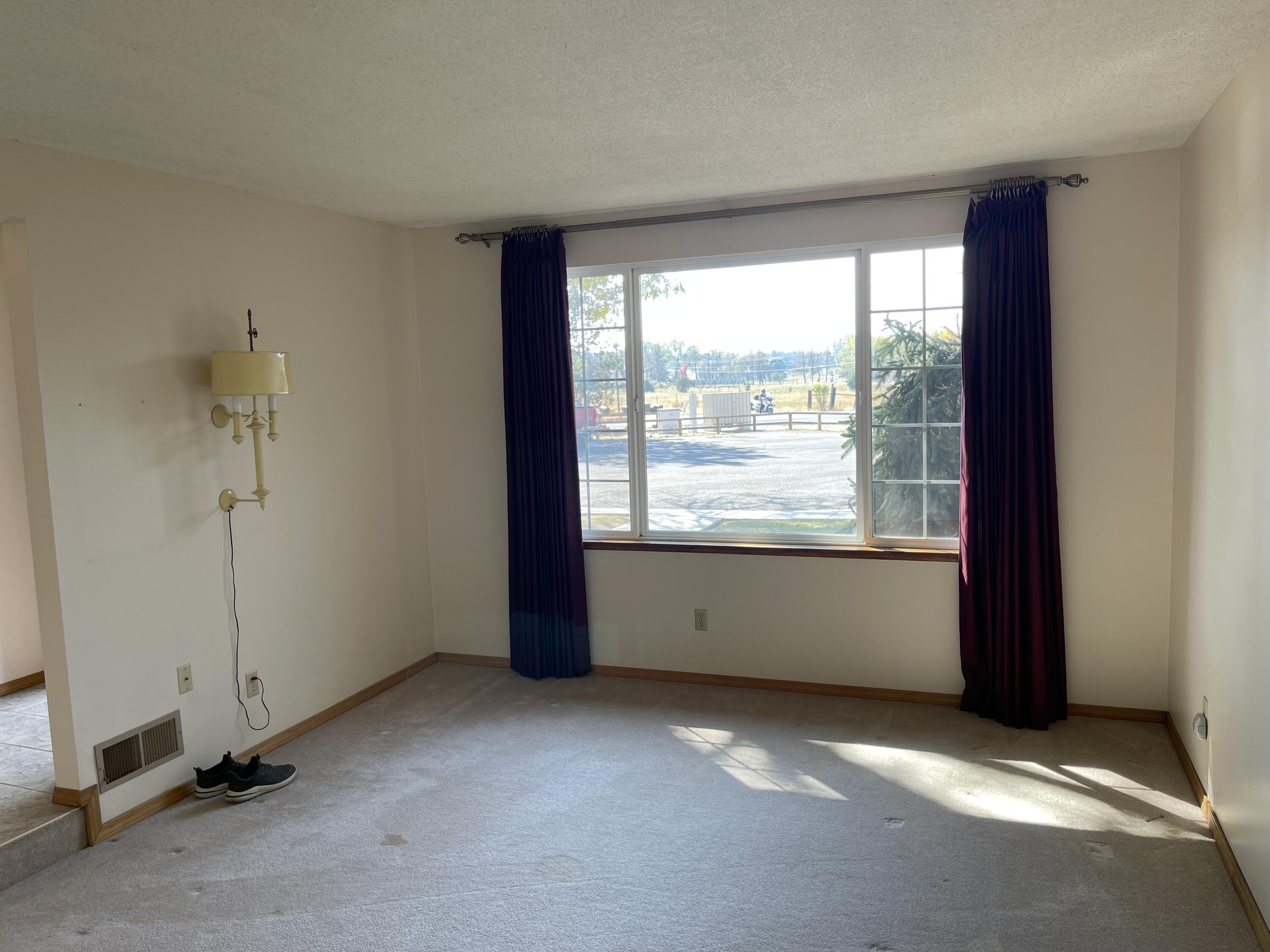 Howells River Rim - Residential