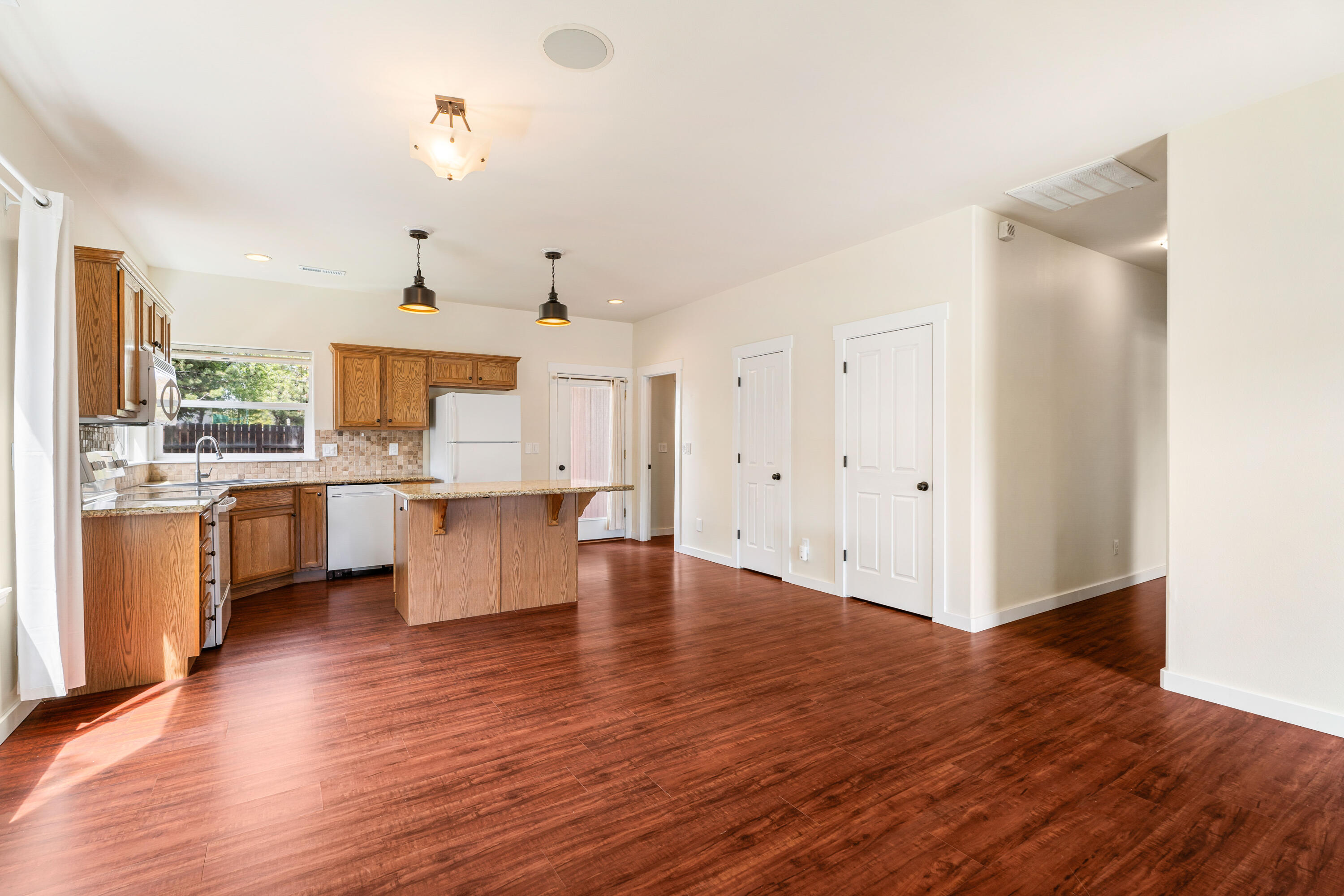 Larkspur - Residential