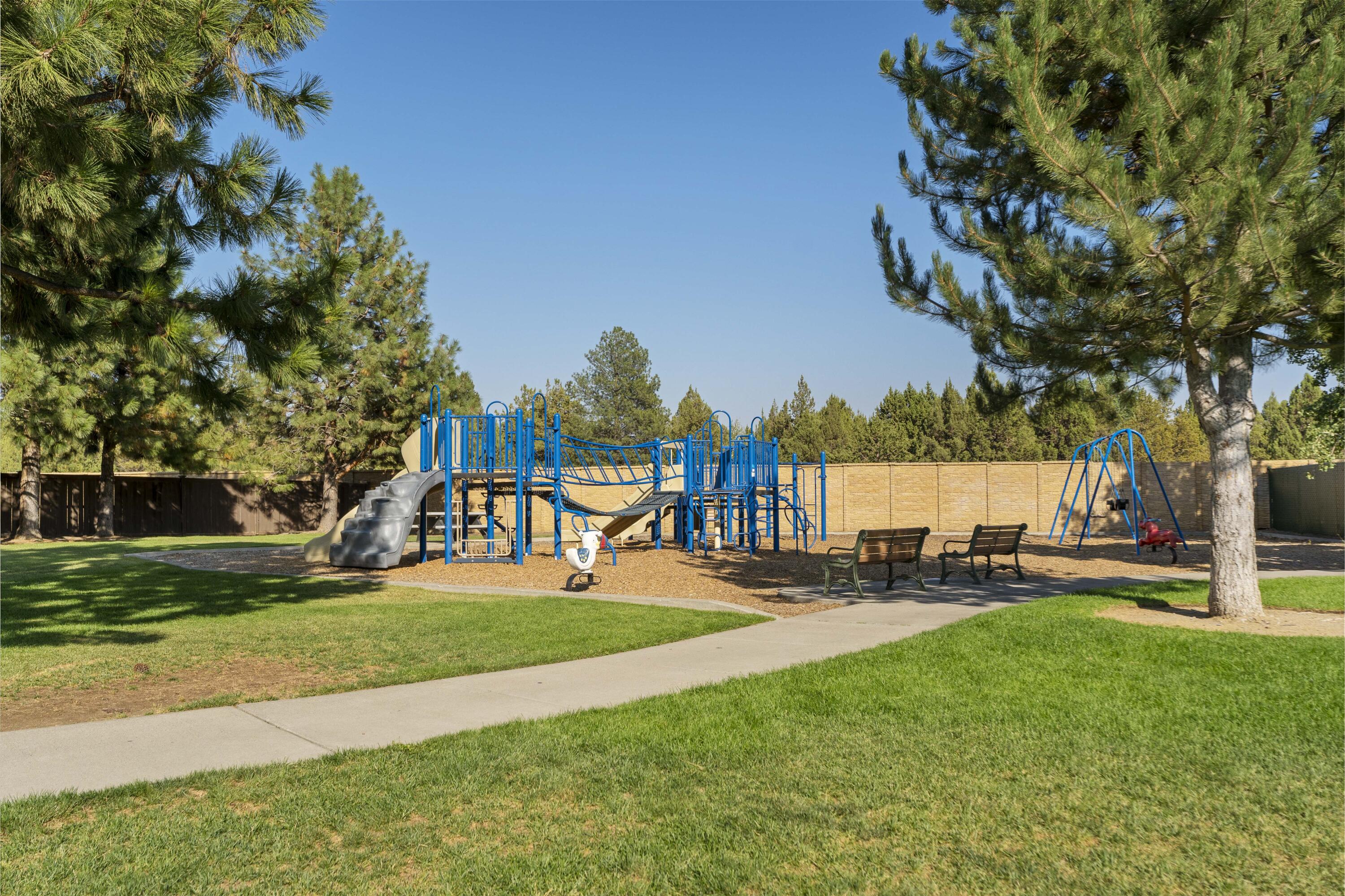 Larkspur - Residential