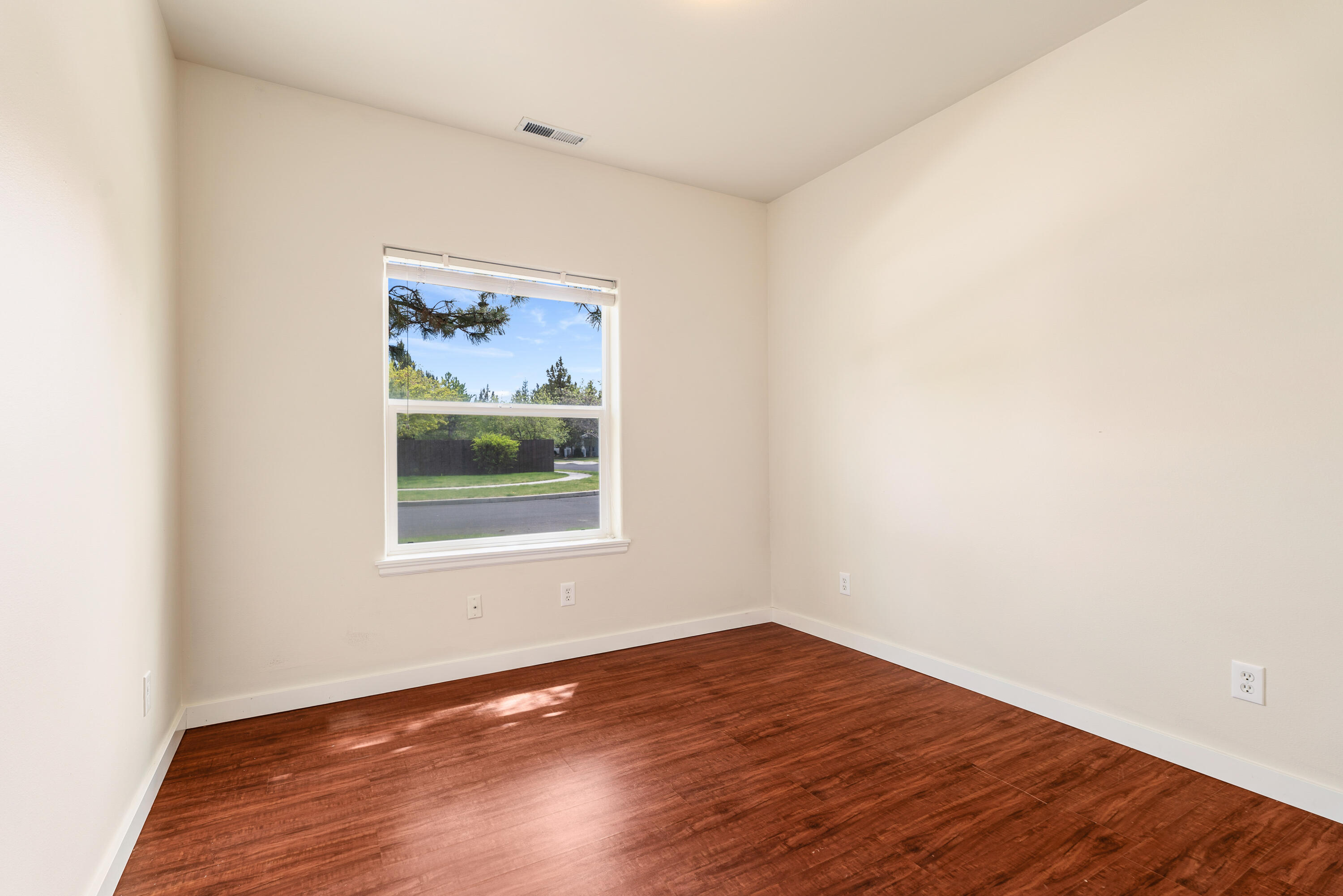 Larkspur - Residential