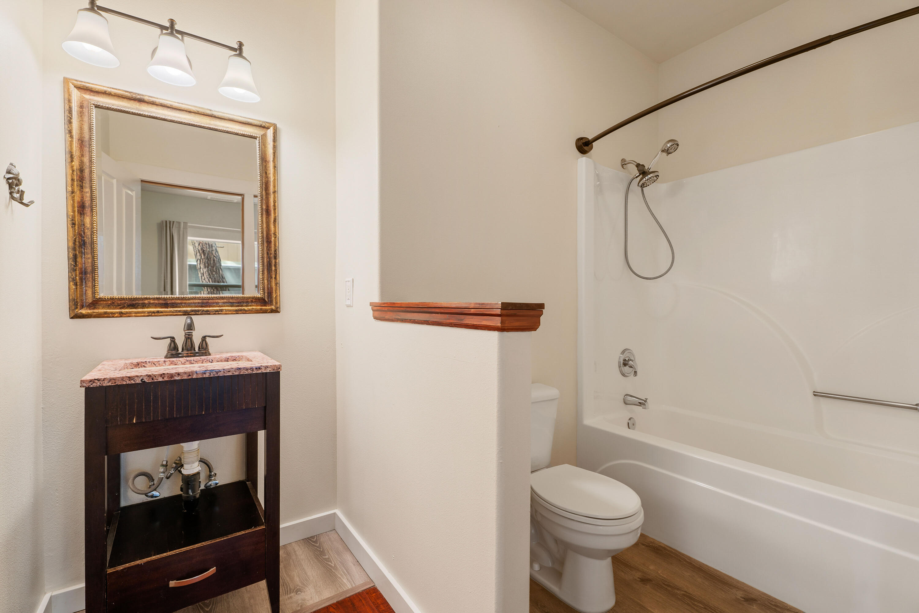 Larkspur - Residential