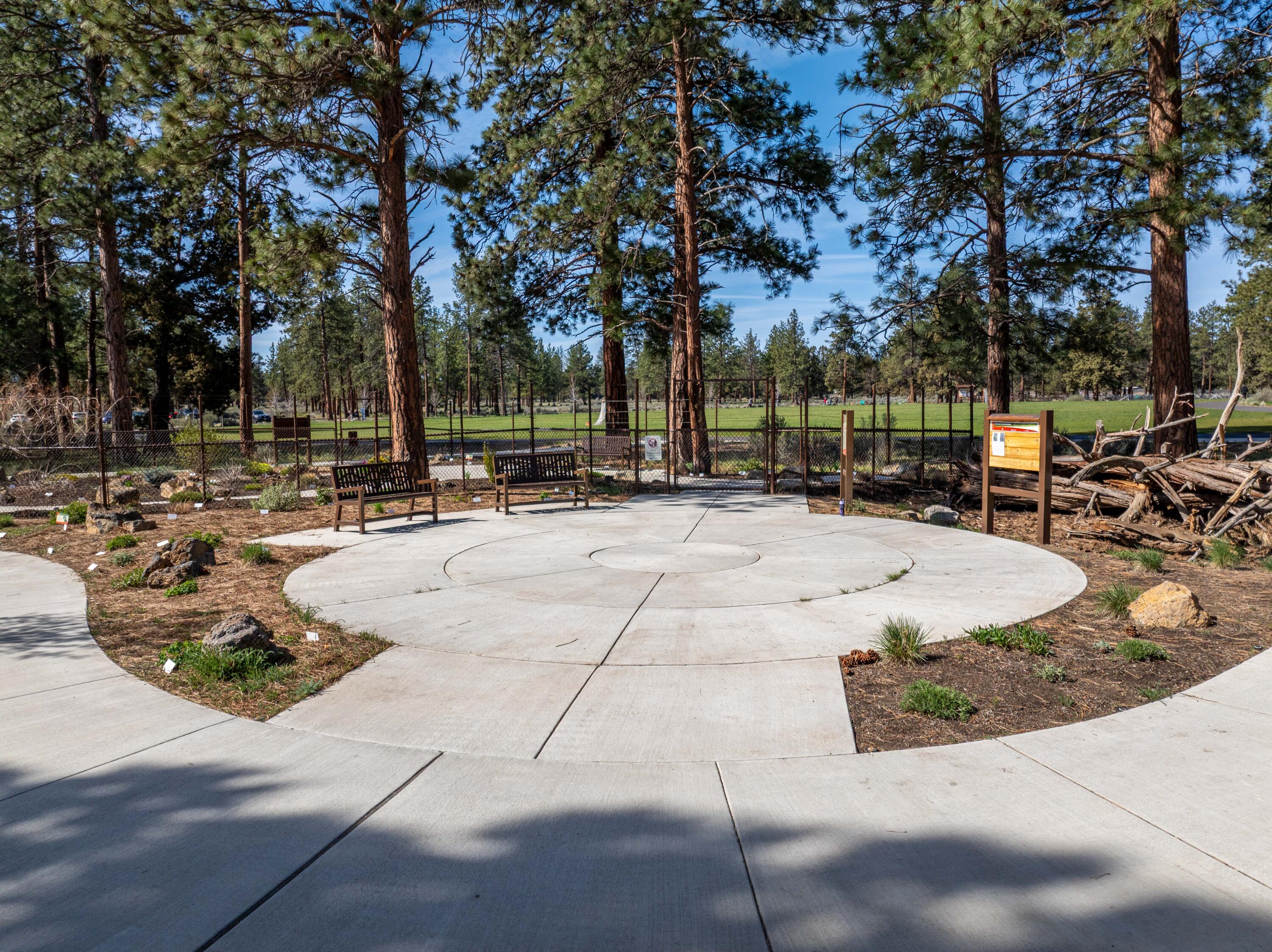 Larkspur - Residential