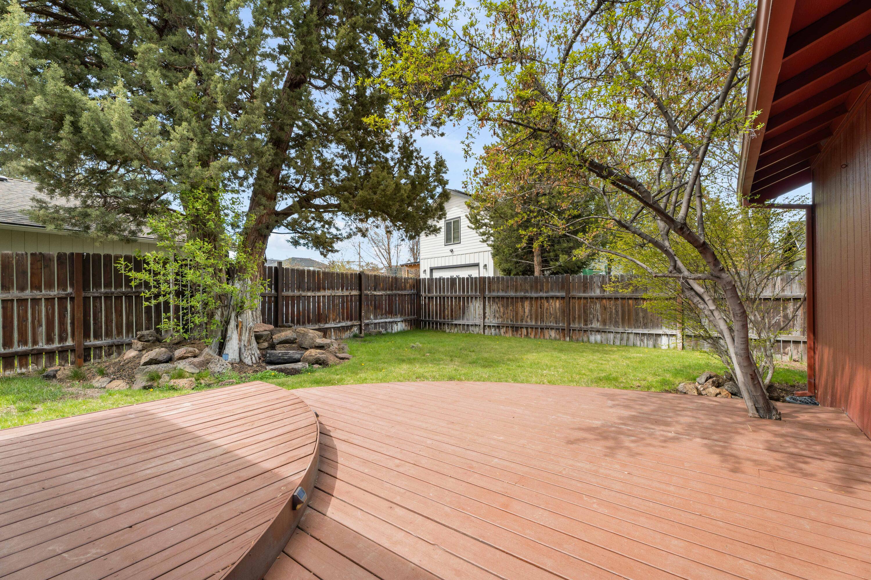 Larkspur - Residential