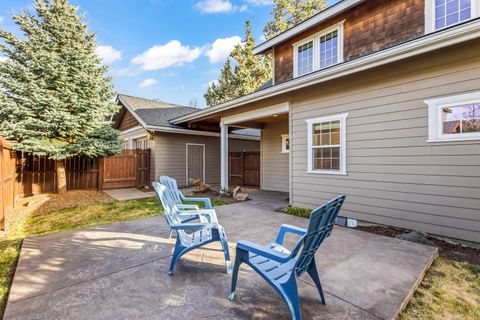 Tiny photo for 20174 Archie Briggs Road, Bend, OR 97703 (MLS # 220217014)