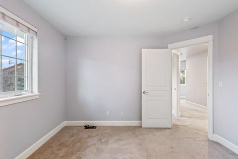 Tiny photo for 20174 Archie Briggs Road, Bend, OR 97703 (MLS # 220217014)