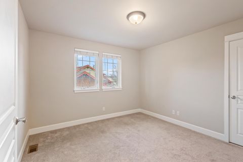 Tiny photo for 20174 Archie Briggs Road, Bend, OR 97703 (MLS # 220217014)