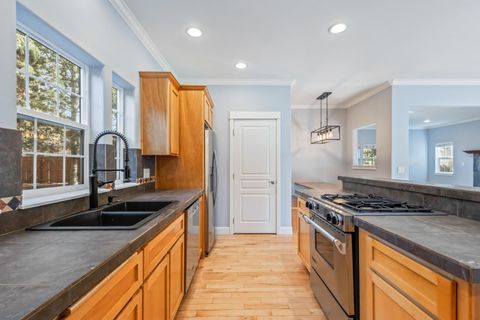 Tiny photo for 20174 Archie Briggs Road, Bend, OR 97703 (MLS # 220217014)