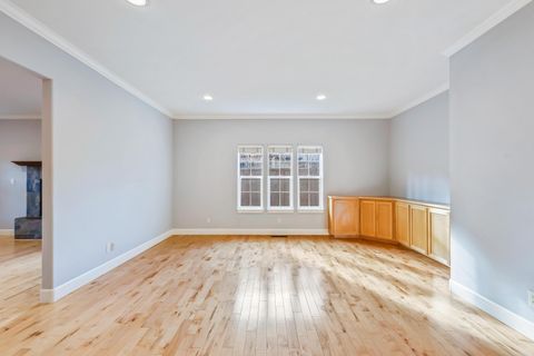 Tiny photo for 20174 Archie Briggs Road, Bend, OR 97703 (MLS # 220217014)