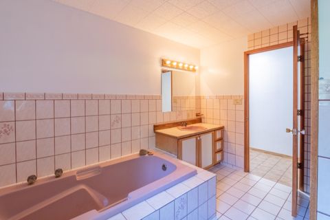 Tiny photo for 230 Hussey Lane, Grants Pass, OR 97527 (MLS # 220217357)