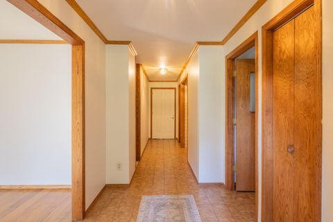 Tiny photo for 230 Hussey Lane, Grants Pass, OR 97527 (MLS # 220217357)