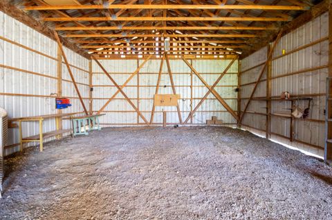 Tiny photo for 230 Hussey Lane, Grants Pass, OR 97527 (MLS # 220217357)