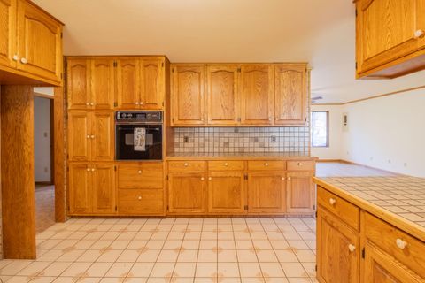 Tiny photo for 230 Hussey Lane, Grants Pass, OR 97527 (MLS # 220217357)