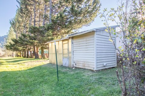 Tiny photo for 230 Hussey Lane, Grants Pass, OR 97527 (MLS # 220217357)