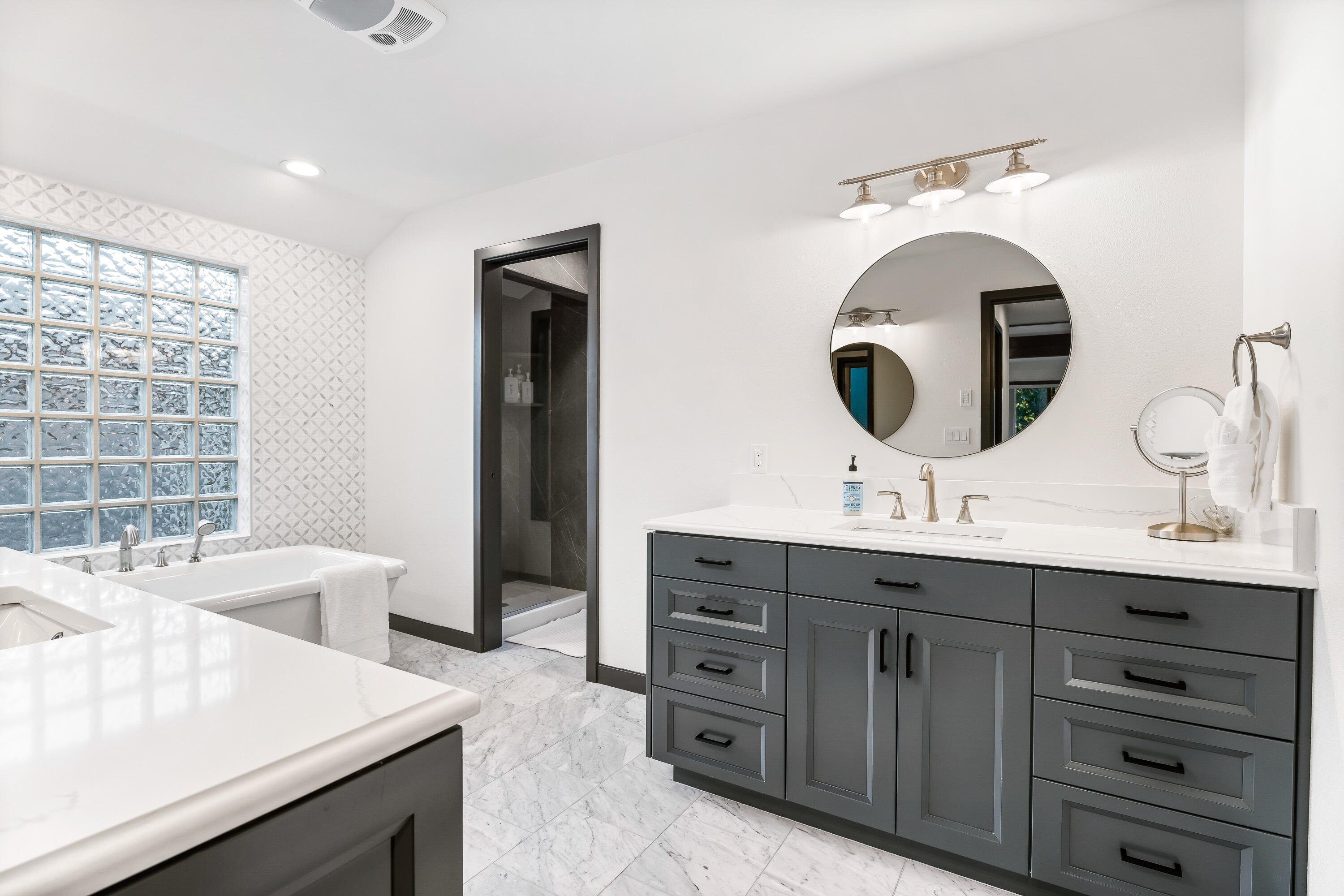 Fairway Point Villag - Residential