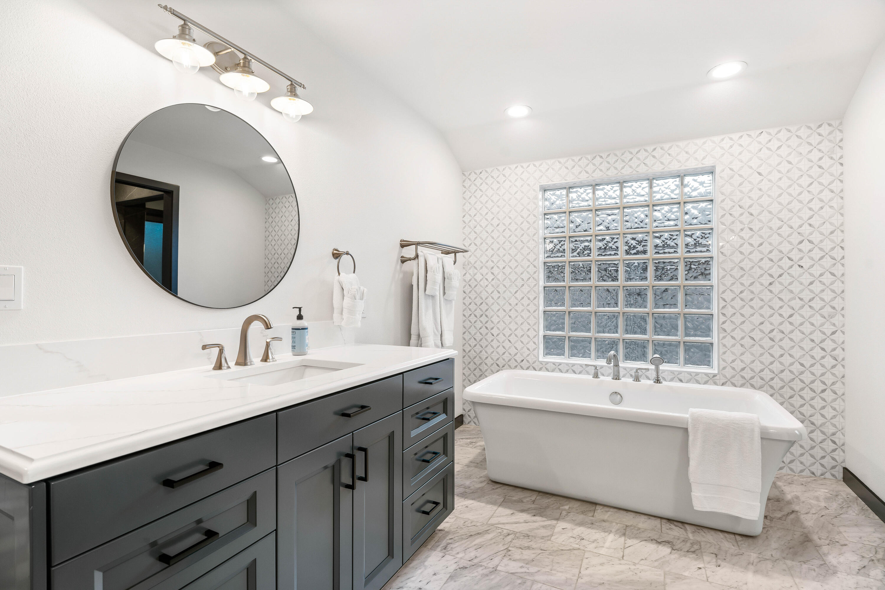 Fairway Point Villag - Residential