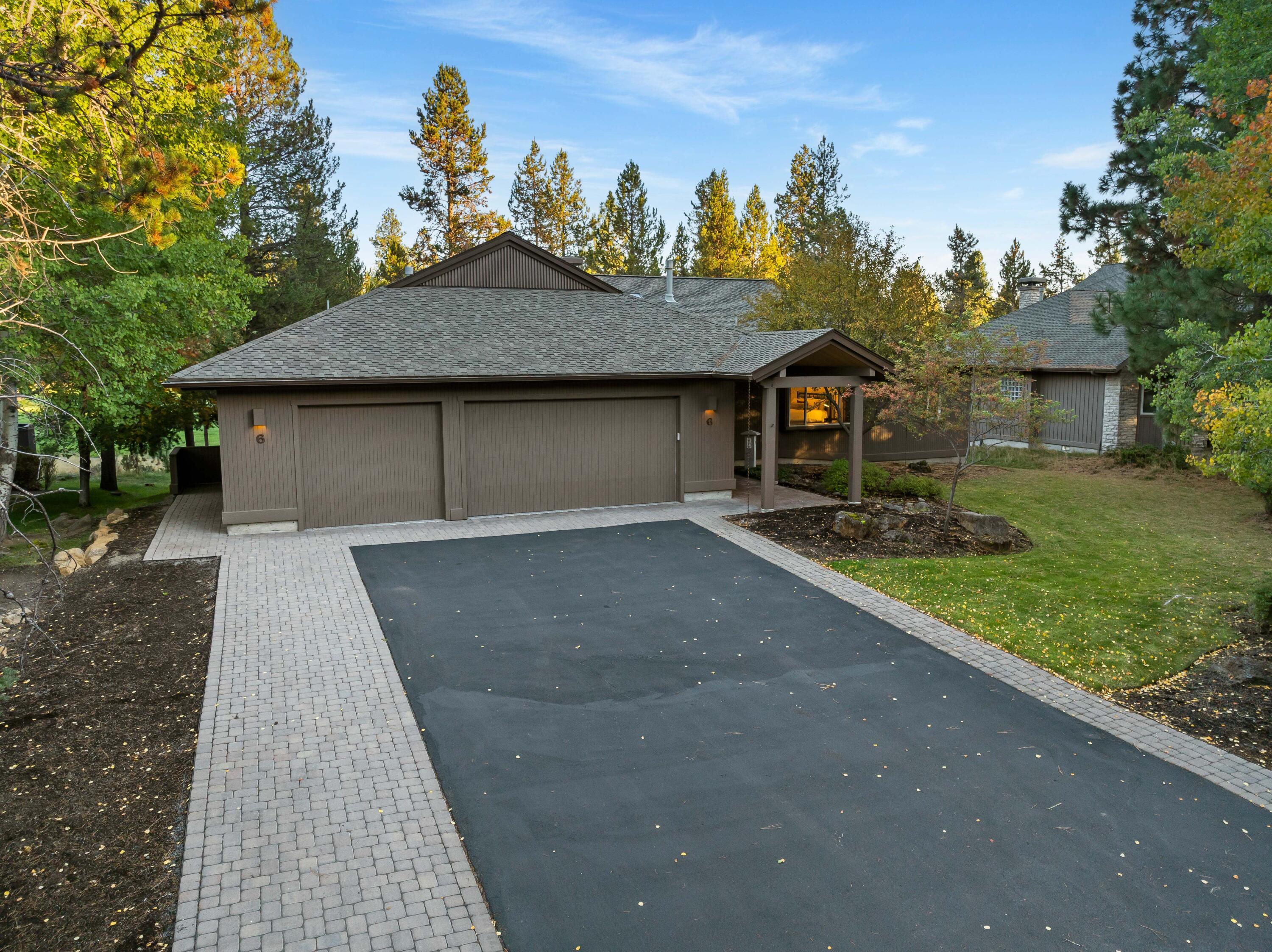 Fairway Point Villag - Residential