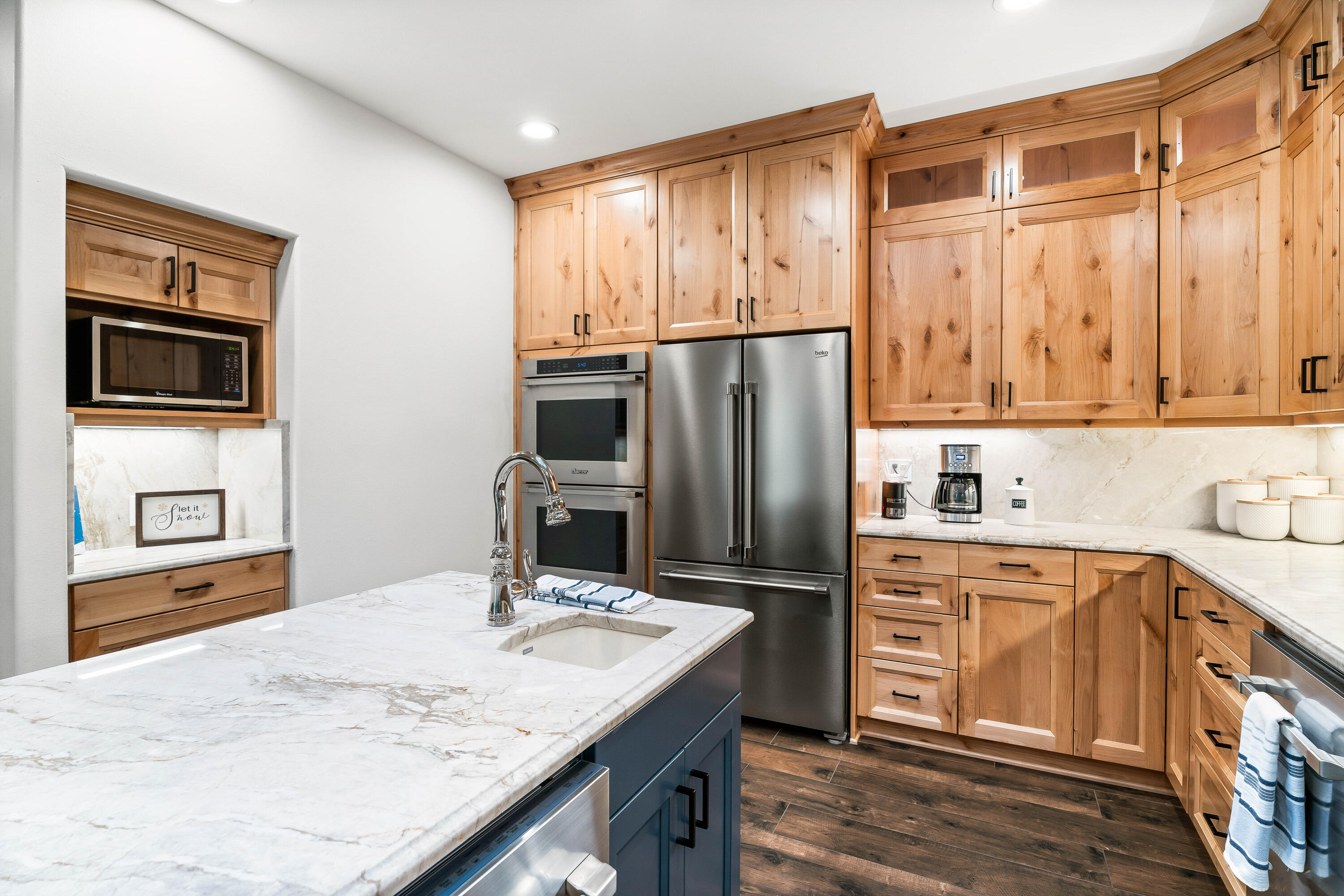 Fairway Point Villag - Residential