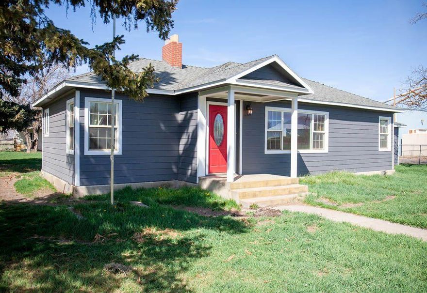 Here is a super nice house on almost 2 acres, the house was recently resided and painted. The garage has lots of space and 220 power and tons of parking around the property for all of your RV in toys! There's a small barn in workshop so bring your horses for your 4H animals and enjoy this property today!