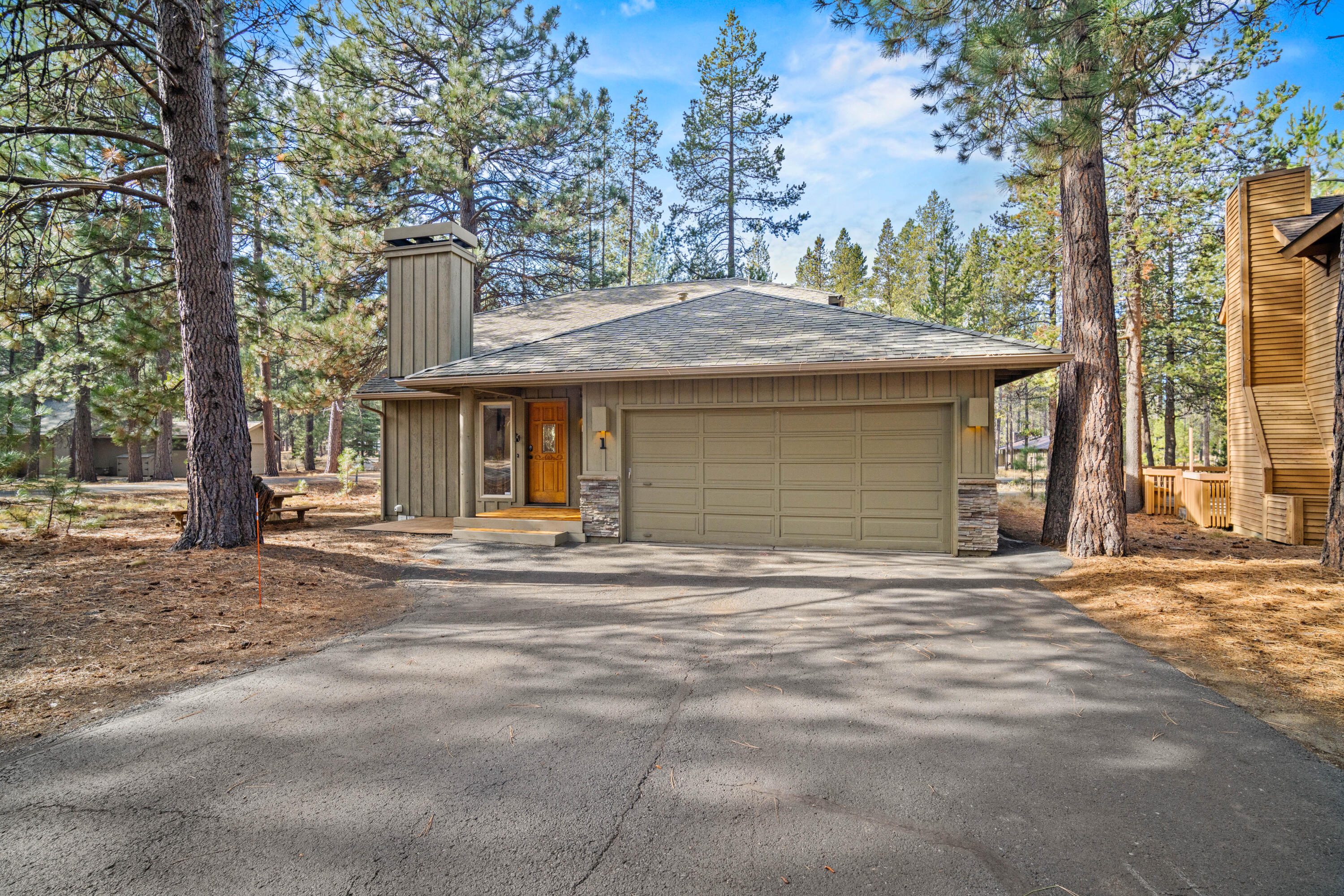 18118 Ashwood Lane