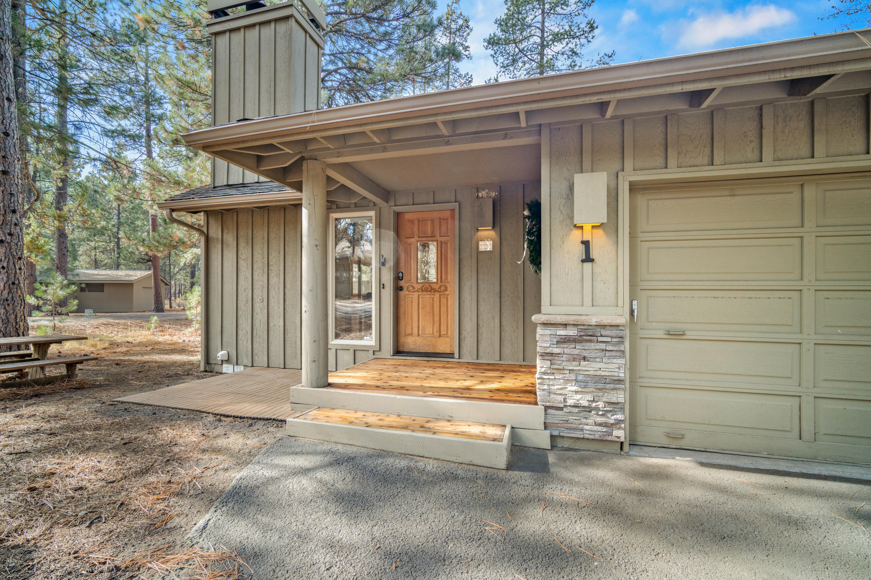 18118 Ashwood Lane