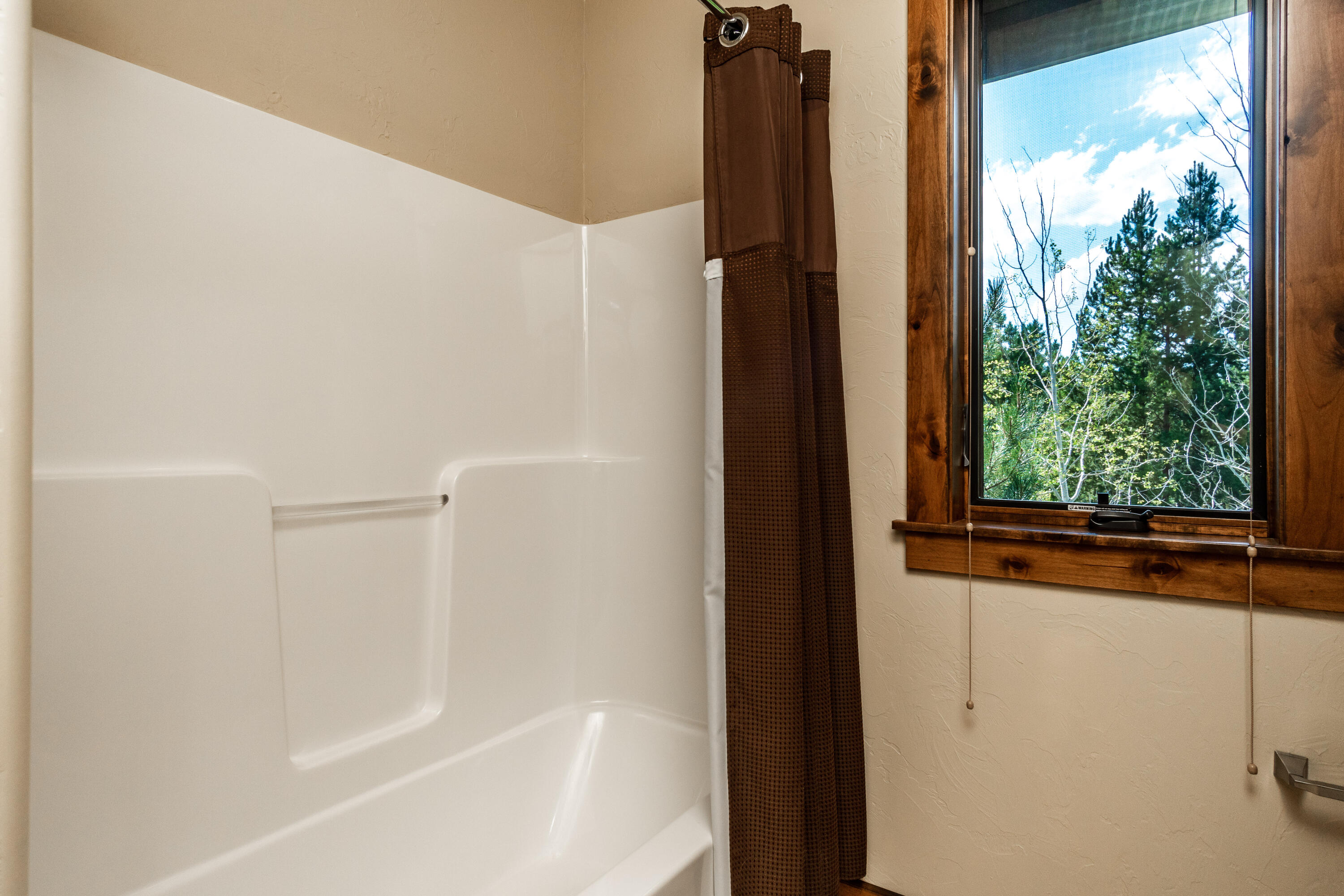 Three Pines - Residential