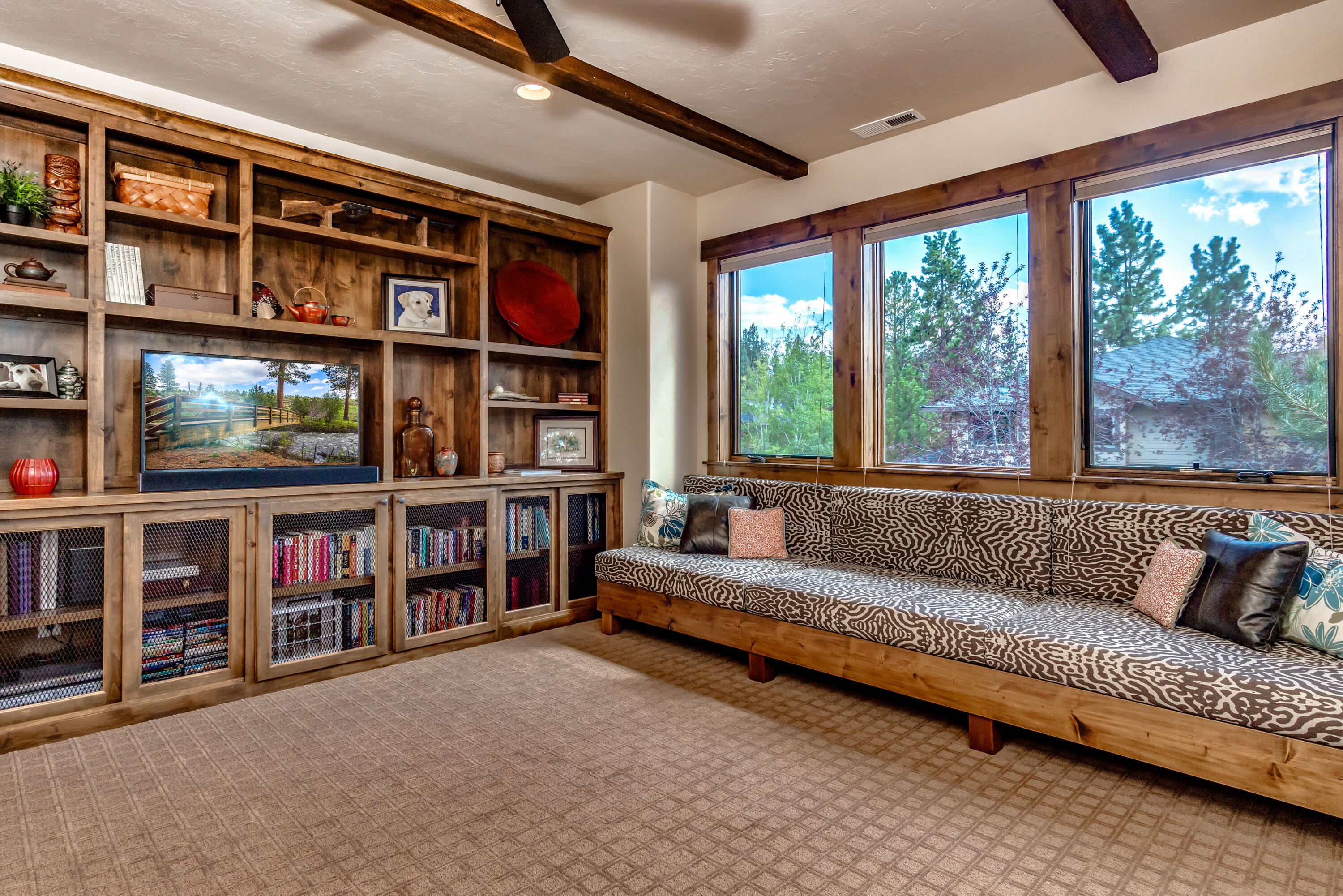 Three Pines - Residential