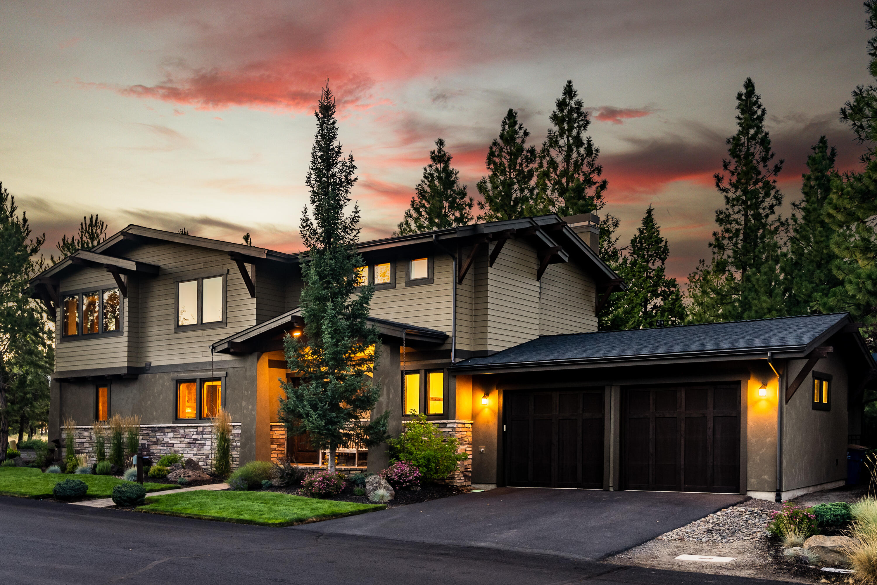 Three Pines - Residential