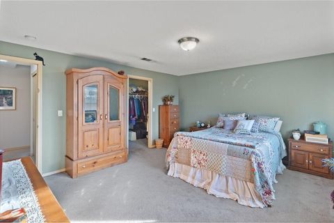 Tiny photo for 1116 SW Spruce Street, Grants Pass, OR 97526 (MLS # 220215173)