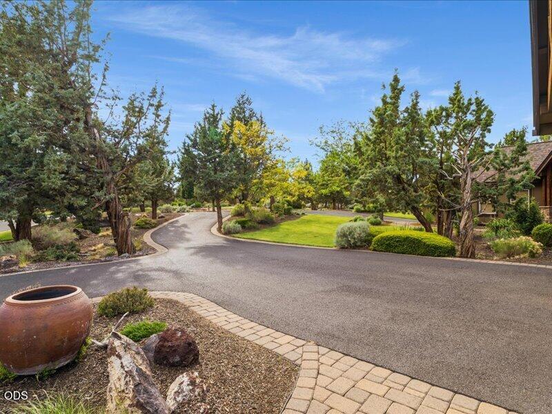 360 Vista Rim Drive