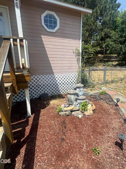 Tiny photo for 1936 Lancaster Avenue, Klamath Falls, OR 97601 (MLS # 220224202)
