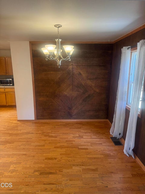 Tiny photo for 1936 Lancaster Avenue, Klamath Falls, OR 97601 (MLS # 220224202)
