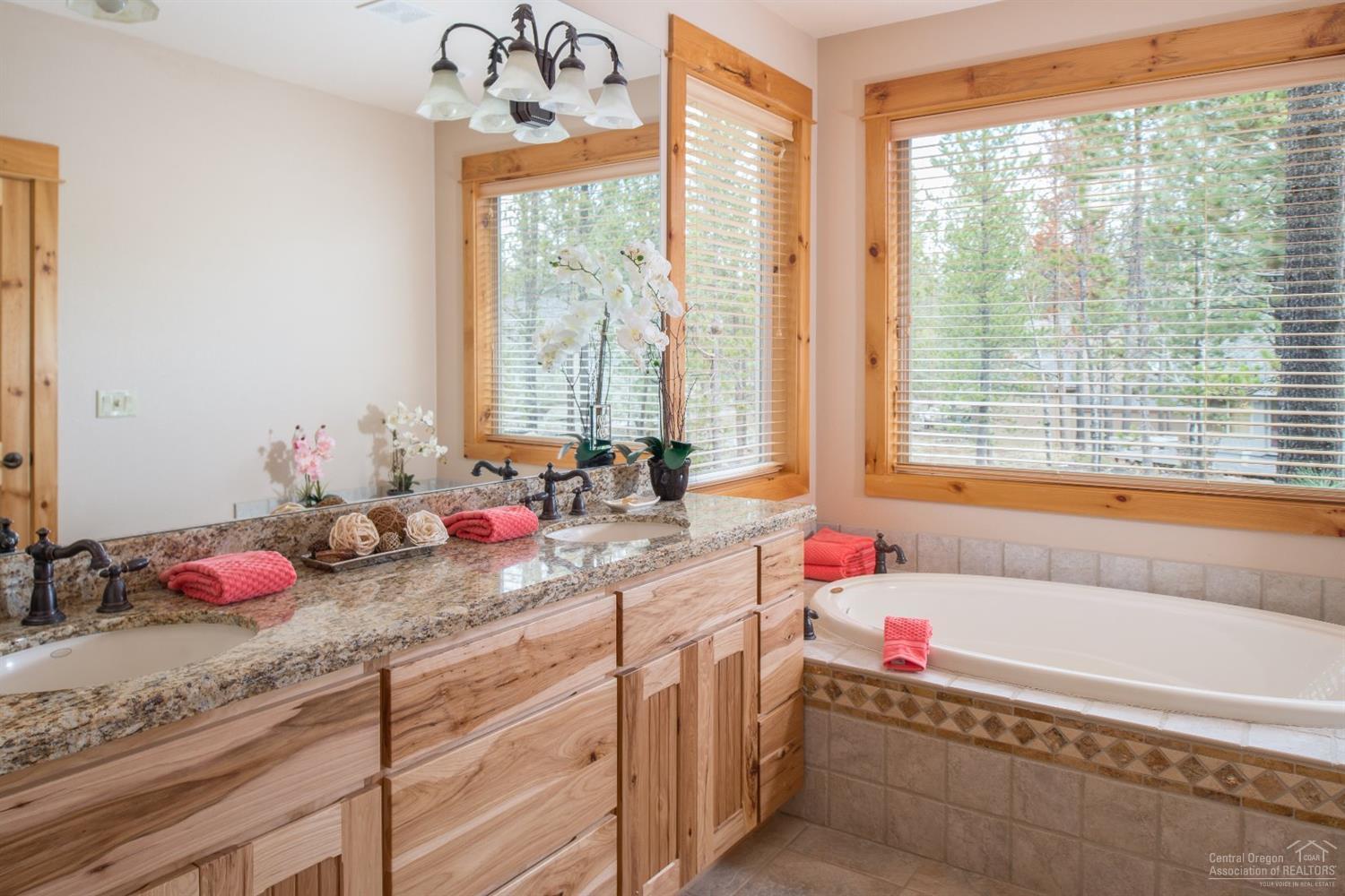 Fairway Point Villag - Residential