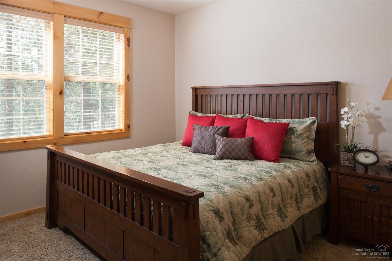 Fairway Point Villag - Residential