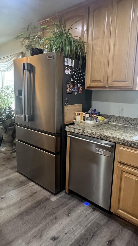 Tiny photo for 3316 Paramont Street, Klamath Falls, OR 97603 (MLS # 220215476)