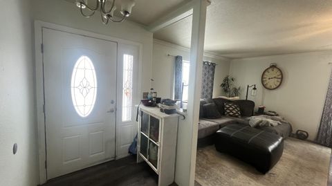 Tiny photo for 3316 Paramont Street, Klamath Falls, OR 97603 (MLS # 220215476)