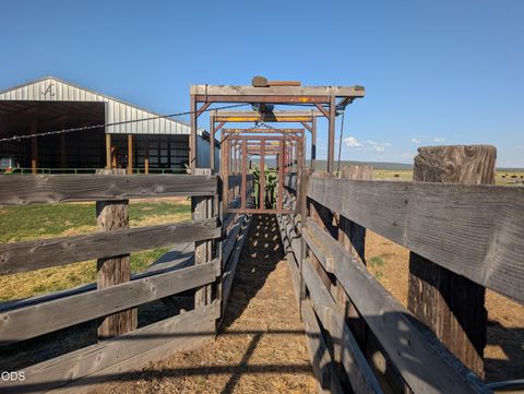 Tiny photo for 15655 W Langell Valley Road, Bonanza, OR 97623 (MLS # 220223854)