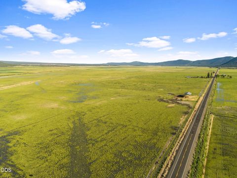 Tiny photo for 15655 W Langell Valley Road, Bonanza, OR 97623 (MLS # 220223854)