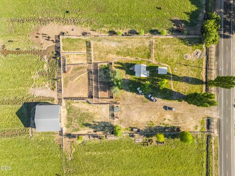 Tiny photo for 15655 W Langell Valley Road, Bonanza, OR 97623 (MLS # 220223854)