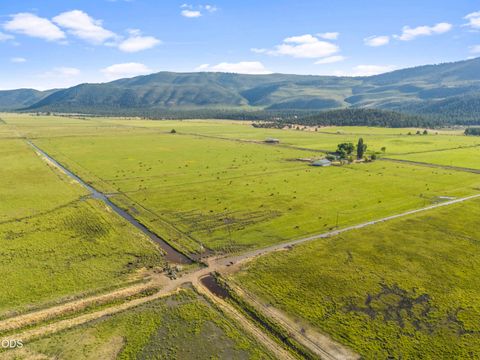 Tiny photo for 15655 W Langell Valley Road, Bonanza, OR 97623 (MLS # 220223854)