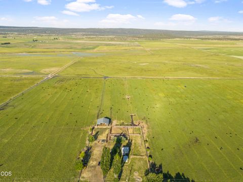 Tiny photo for 15655 W Langell Valley Road, Bonanza, OR 97623 (MLS # 220223854)