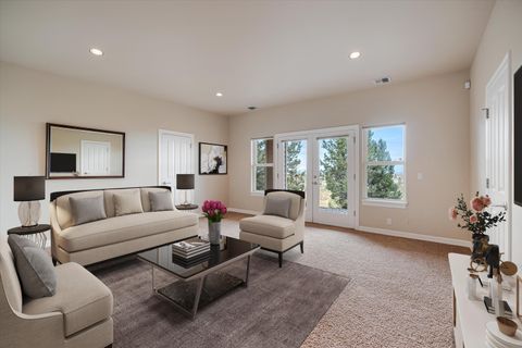 Tiny photo for 3269 NW Fairway Heights Drive, Bend, OR 97703 (MLS # 220212962)