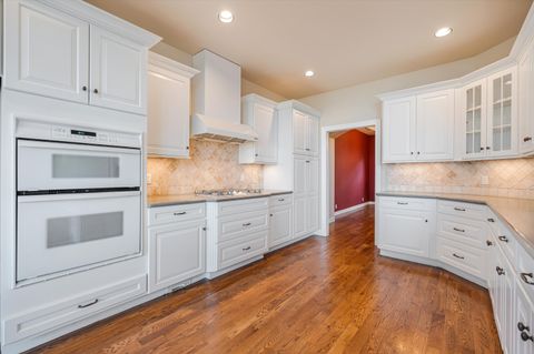 Tiny photo for 3269 NW Fairway Heights Drive, Bend, OR 97703 (MLS # 220212962)