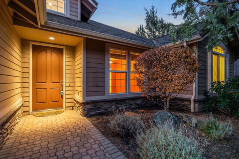 Tiny photo for 3269 NW Fairway Heights Drive, Bend, OR 97703 (MLS # 220212962)